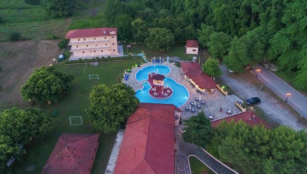 Sintrivanis Resort Beach Paralía Skotínis Eksteriør bilde